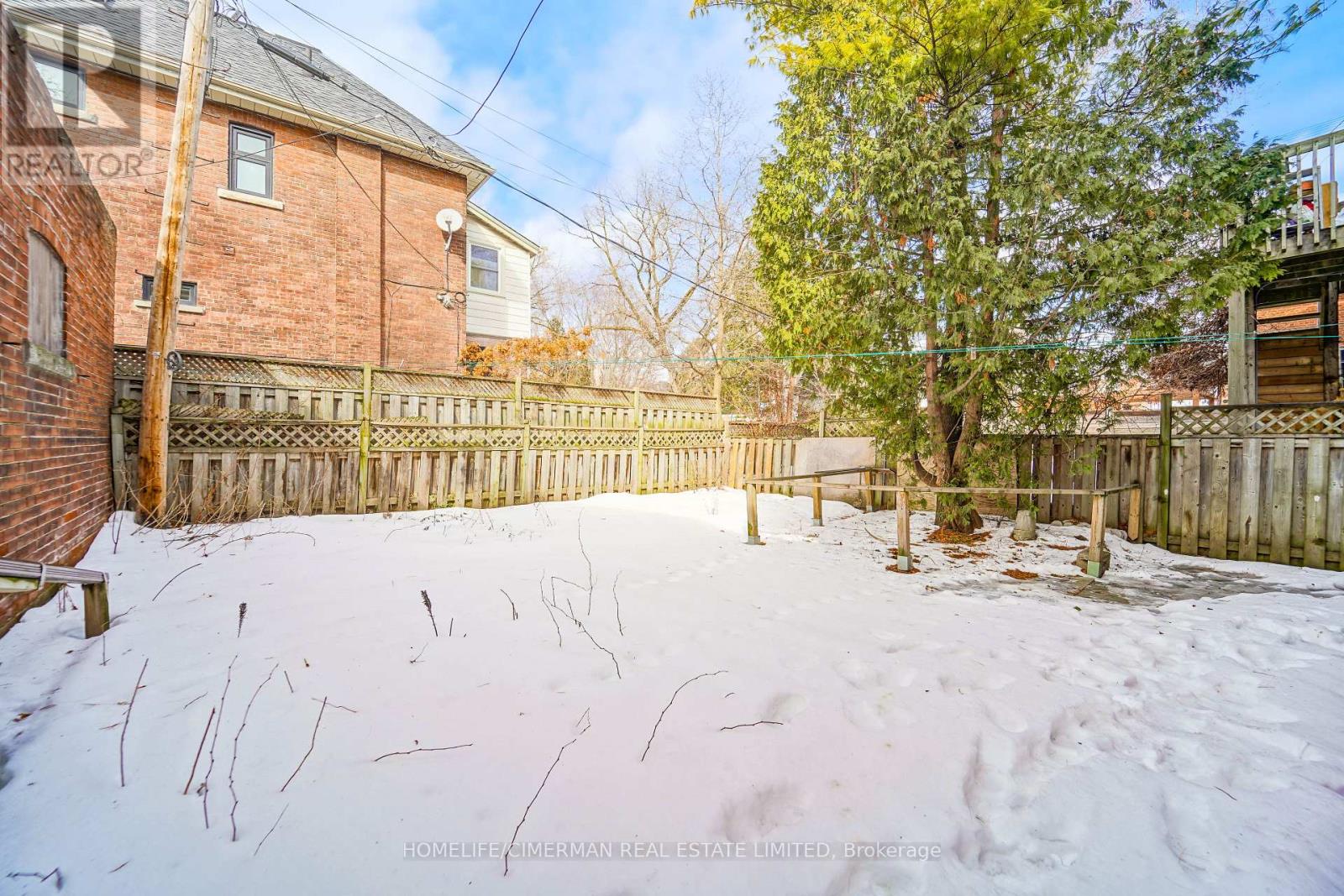 98 Dewson Street, Toronto, Ontario  M6H 1H3 - Photo 4 - C12002433