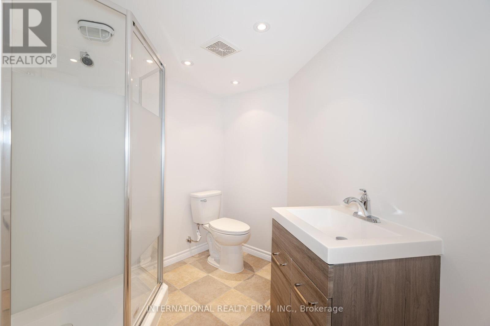 42 Matthew Drive, Vaughan, Ontario  L4L 9B4 - Photo 35 - N11990730