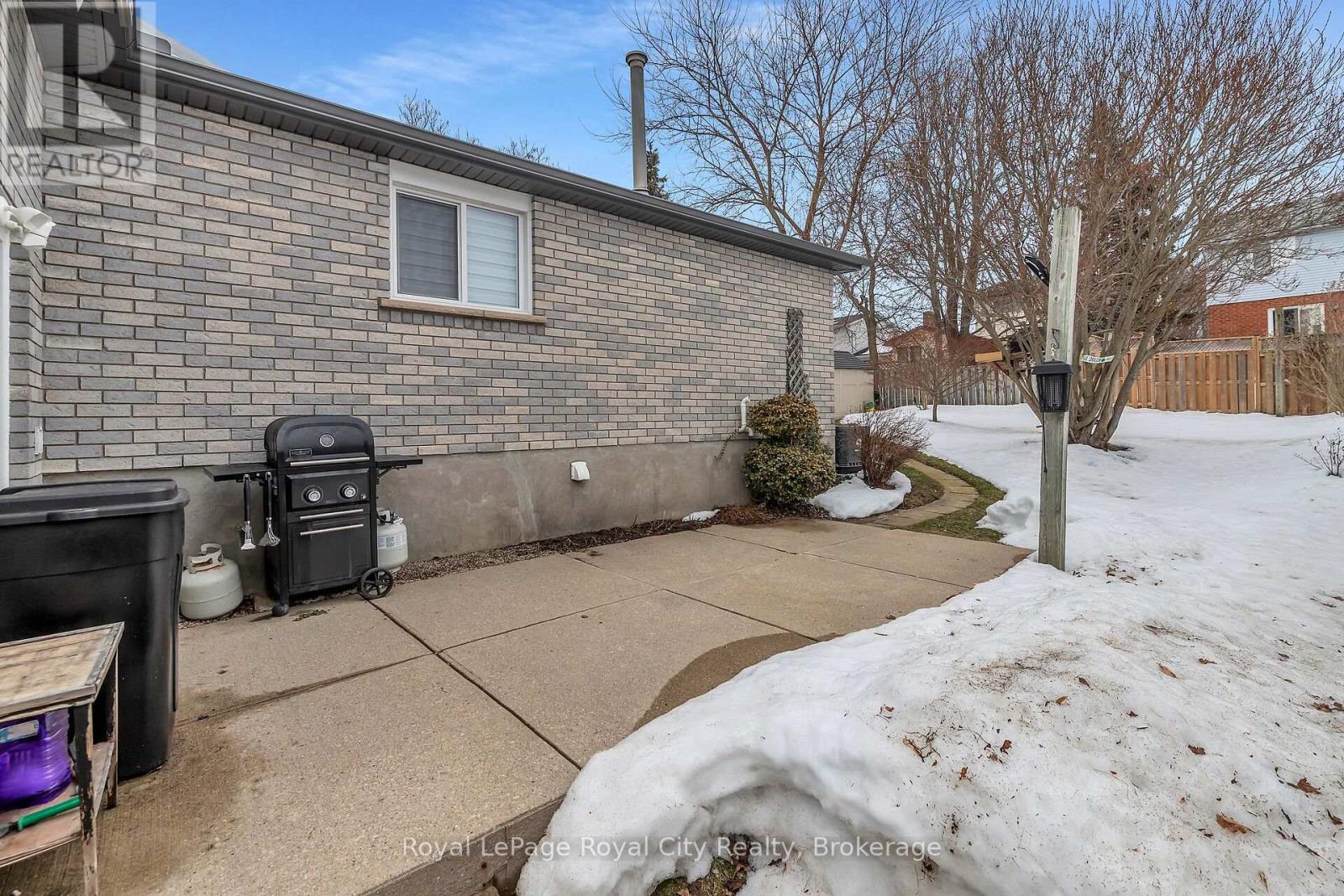 19 Burton Road, Guelph, Ontario  N1H 8A6 - Photo 28 - X12003680