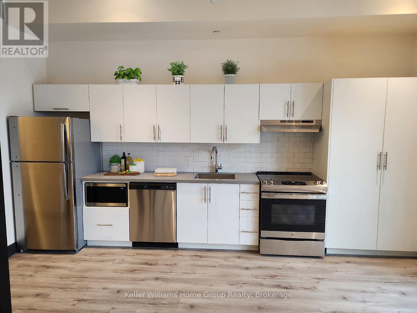 Property at 606 - 121 KING STREET E image 3