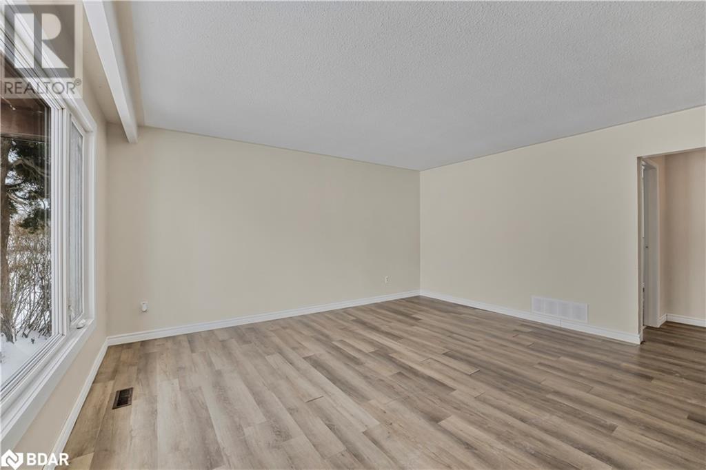227 Tupper Boulevard, Alliston, Ontario  L9R 1B5 - Photo 3 - 40702047