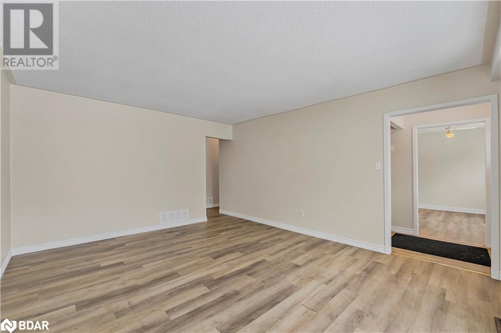 227 Tupper Boulevard, Alliston, Ontario  L9R 1B5 - Photo 4 - 40702047