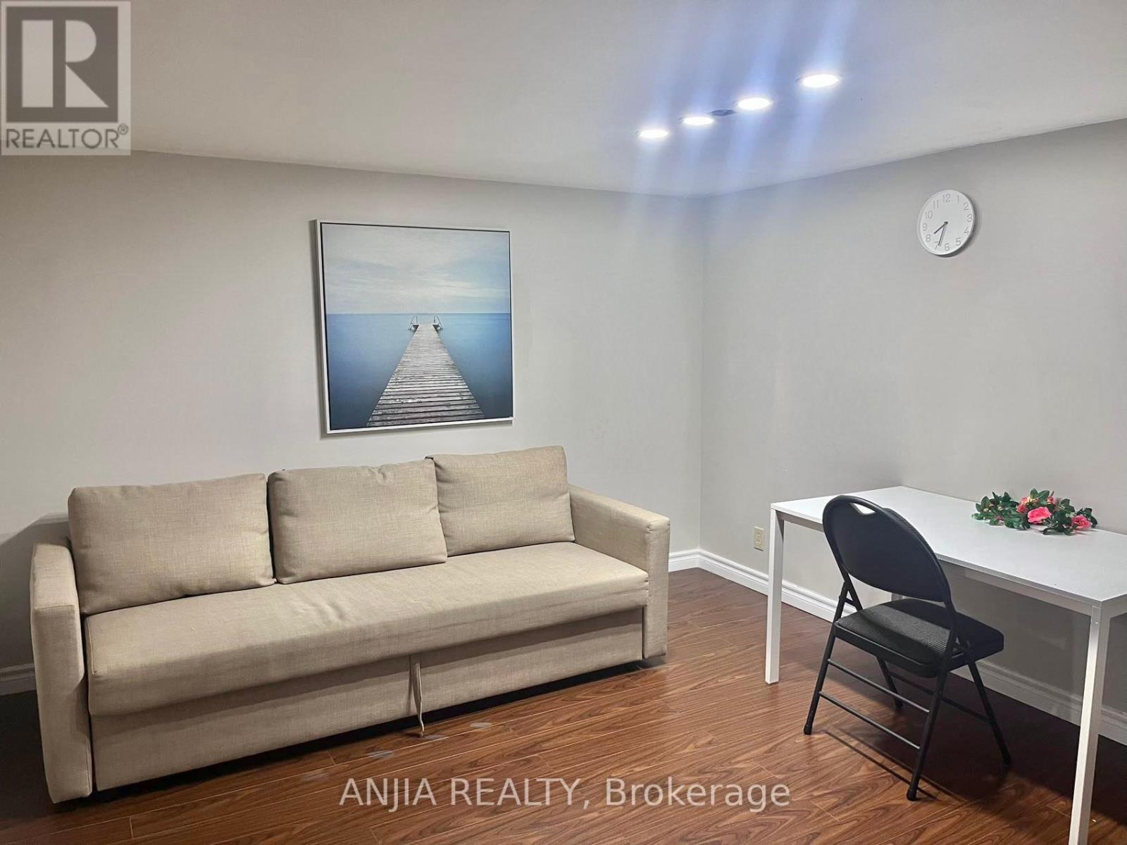 298 Empress Basement Avenue, Toronto, Ontario  M2N 3V4 - Photo 2 - C12003658