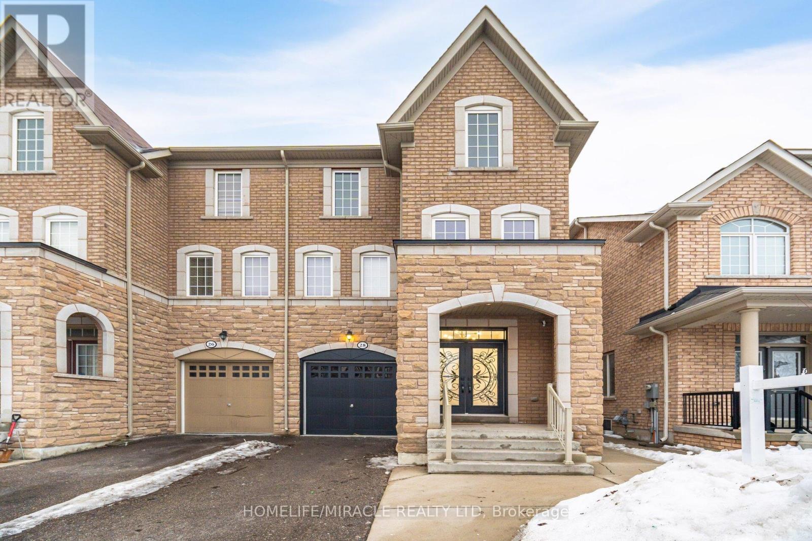 28 Sussexvale Drive, Brampton, Ontario  L6R 3S1 - Photo 1 - W12003276