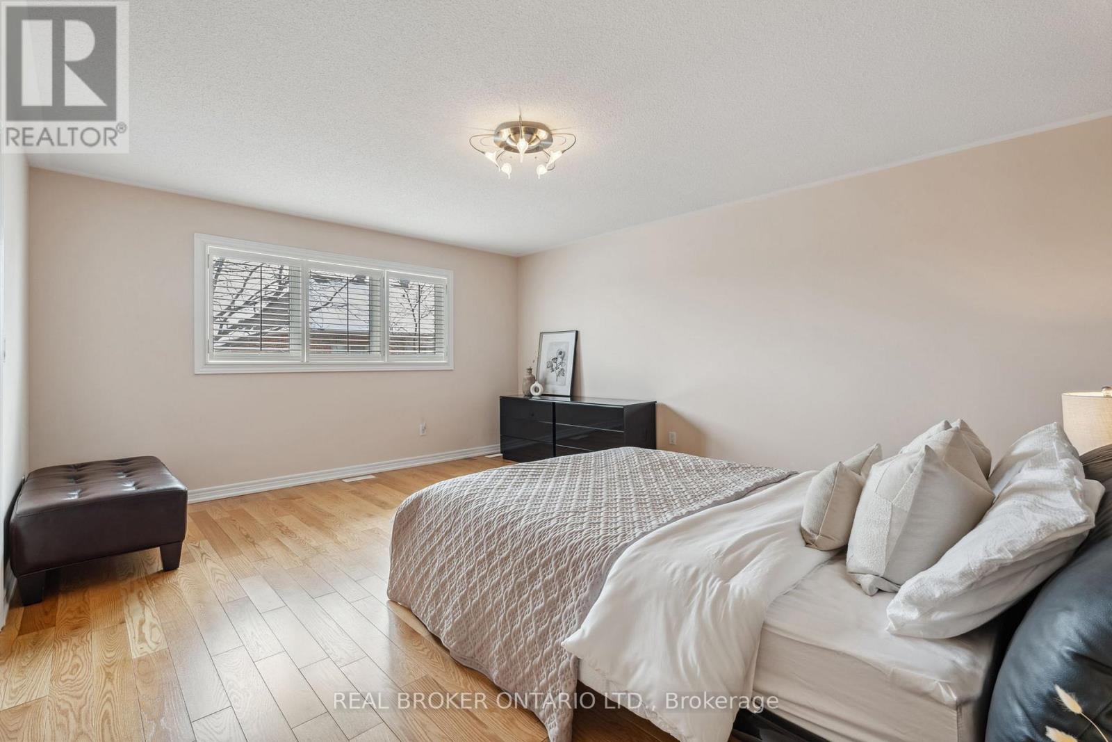 3635 Stonecutter Crescent, Mississauga, Ontario  L5M 7L8 - Photo 32 - W11986745