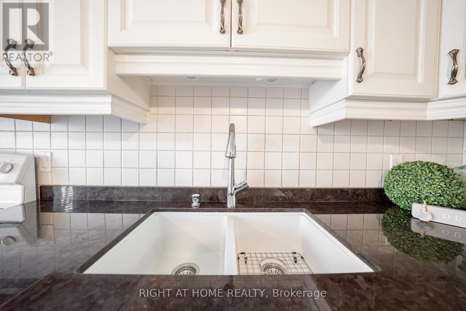Property at 43 WILD GINGER WAY image 4