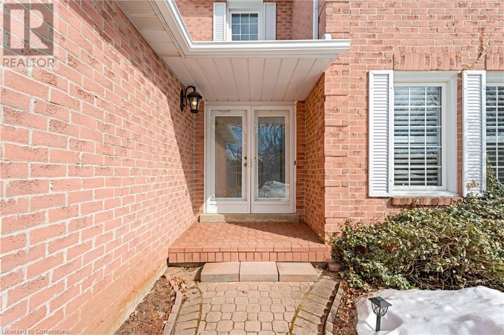 1491 Princeton Crescent, Oakville, Ontario  L6H 4H3 - Photo 3 - 40703989