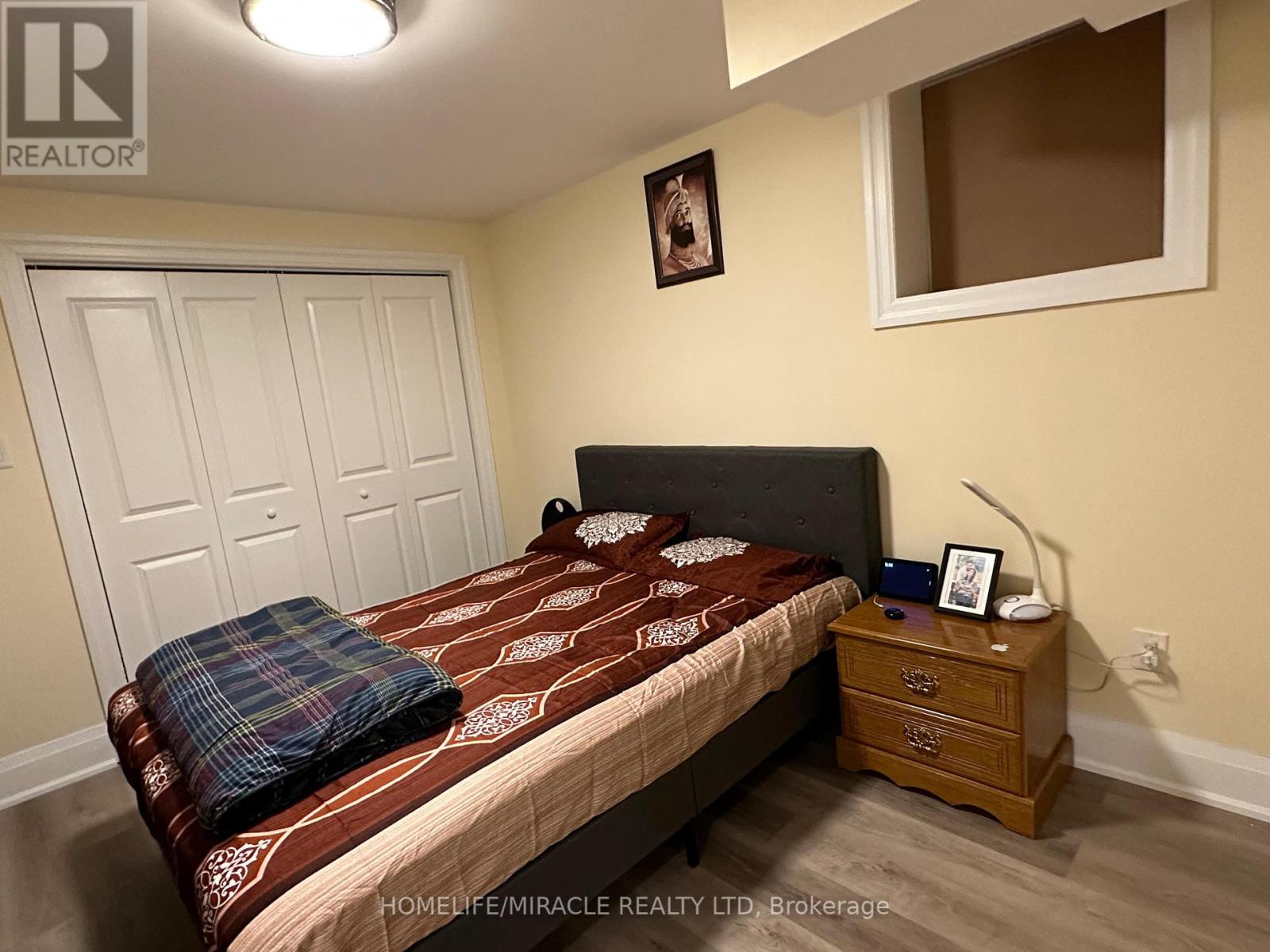 57 Moldovan Drive, Brampton, Ontario  L6R 0E4 - Photo 37 - W12003714