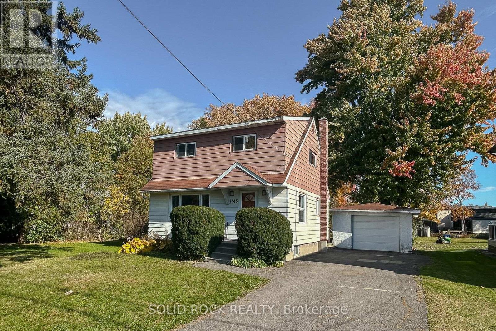 1745 ORTONA AVENUE Ottawa