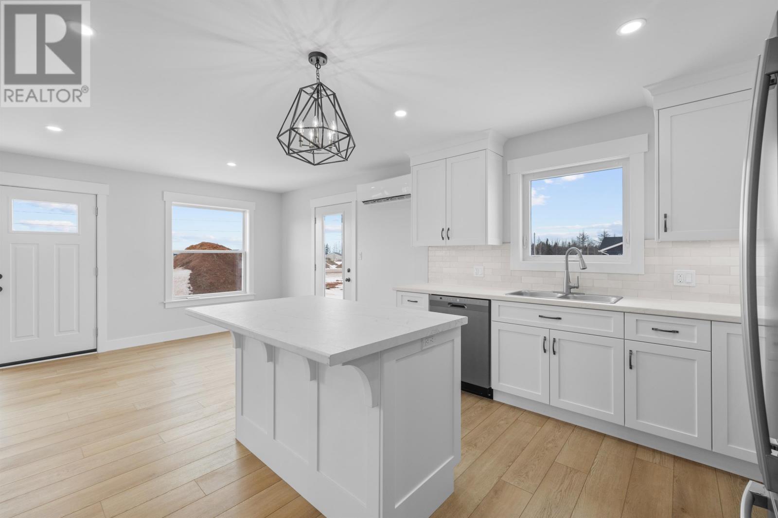 6/8 Sydney Way, Mermaid, Prince Edward Island  C1B 4M4 - Photo 25 - 202504260