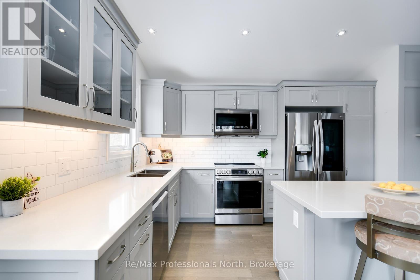 90 Ann Street, Bracebridge, Ontario  P1L 1M1 - Photo 11 - X12003802