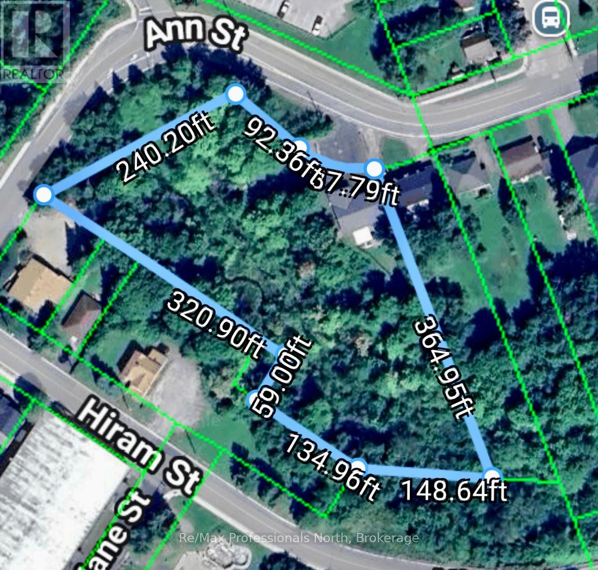 90 Ann Street, Bracebridge, Ontario  P1L 1M1 - Photo 2 - X12003802