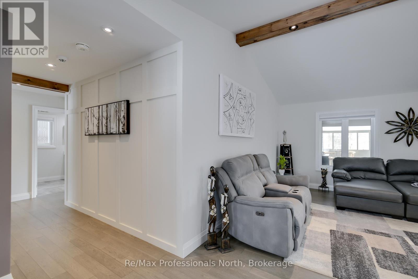 90 Ann Street, Bracebridge, Ontario  P1L 1M1 - Photo 9 - X12003802