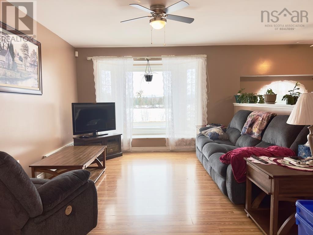 224 East Montrose Road, Bass River, Nova Scotia  B0M 1B0 - Photo 6 - 202504266