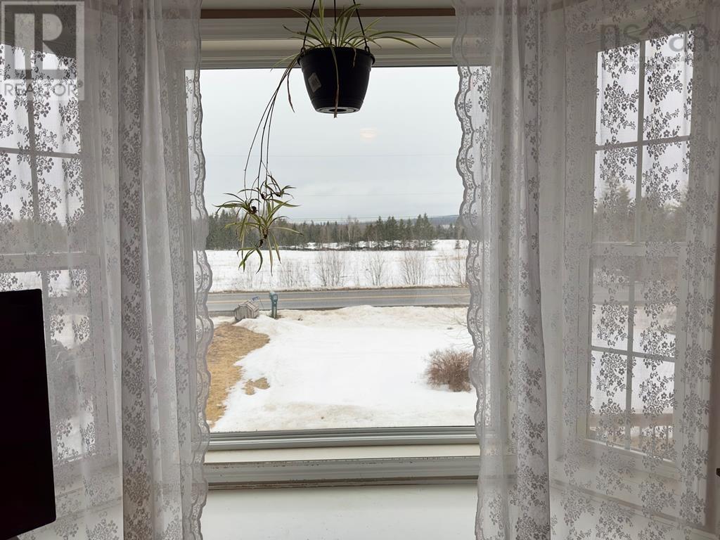 224 East Montrose Road, Bass River, Nova Scotia  B0M 1B0 - Photo 7 - 202504266