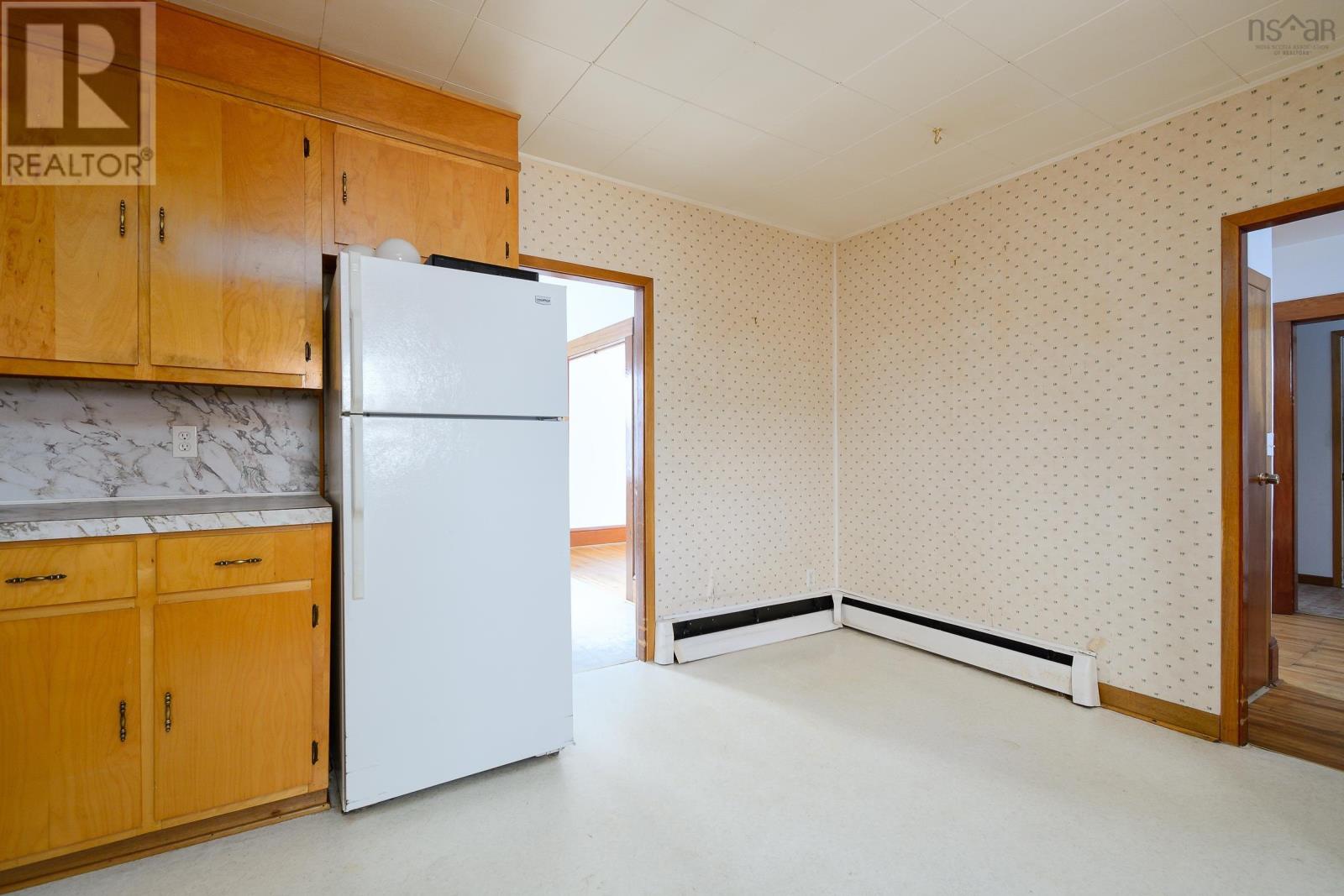 276 Columbia Street, Sydney, Nova Scotia  B1P 4J7 - Photo 11 - 202504269