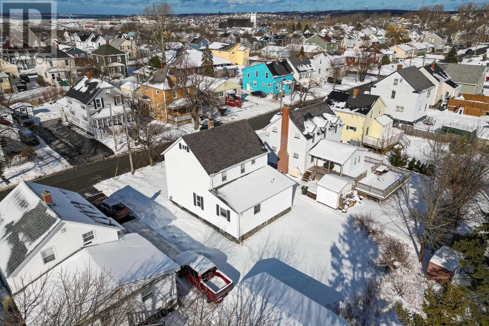 276 Columbia Street, Sydney, Nova Scotia  B1P 4J7 - Photo 48 - 202504269