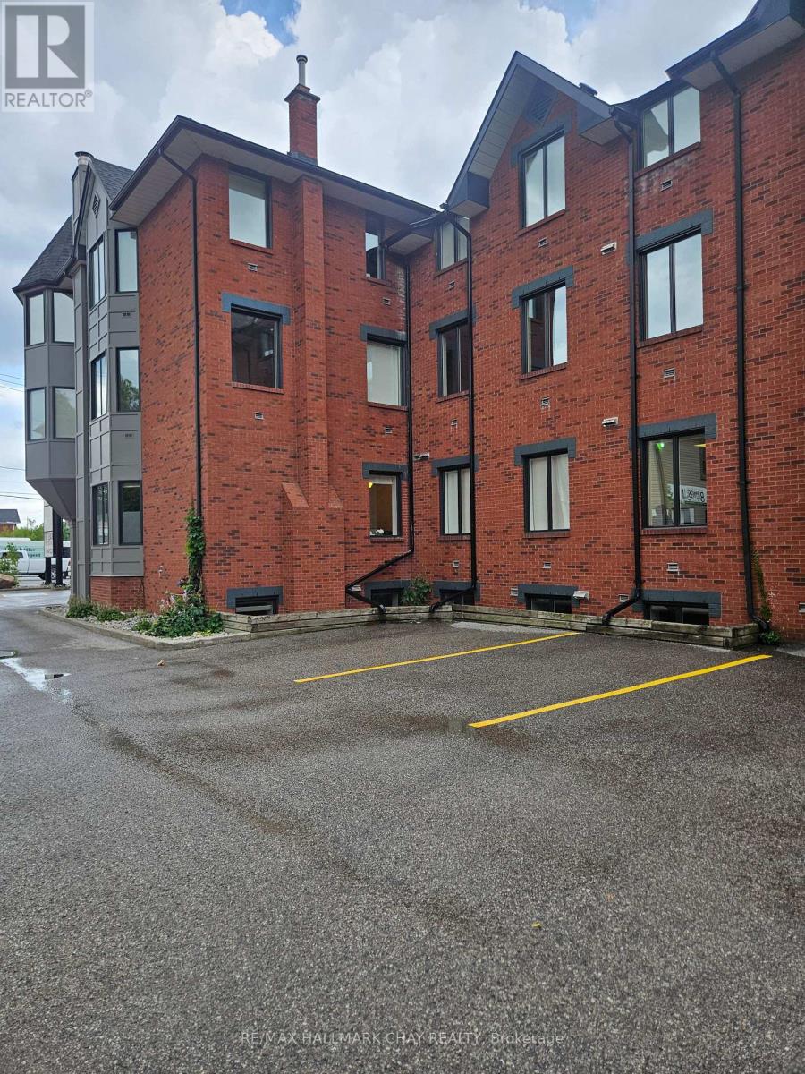 Unit 300 - 152 Bayfield Street, Barrie, Ontario  L4M 3B5 - Photo 16 - S12003905