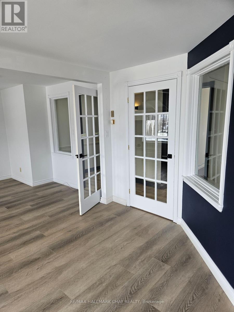 Unit 300 - 152 Bayfield Street, Barrie, Ontario  L4M 3B5 - Photo 6 - S12003905