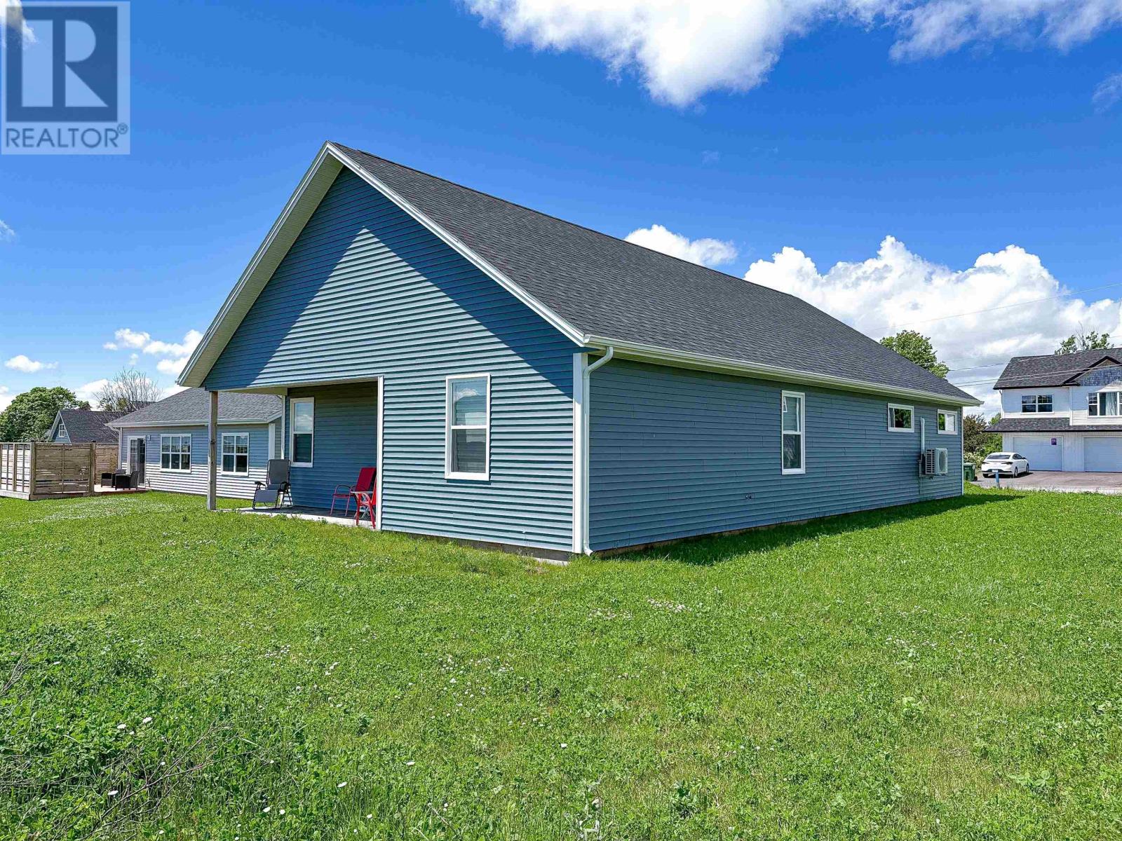 15 Captain James Crescent, Stratford, Prince Edward Island  C1B 2C4 - Photo 28 - 202504277