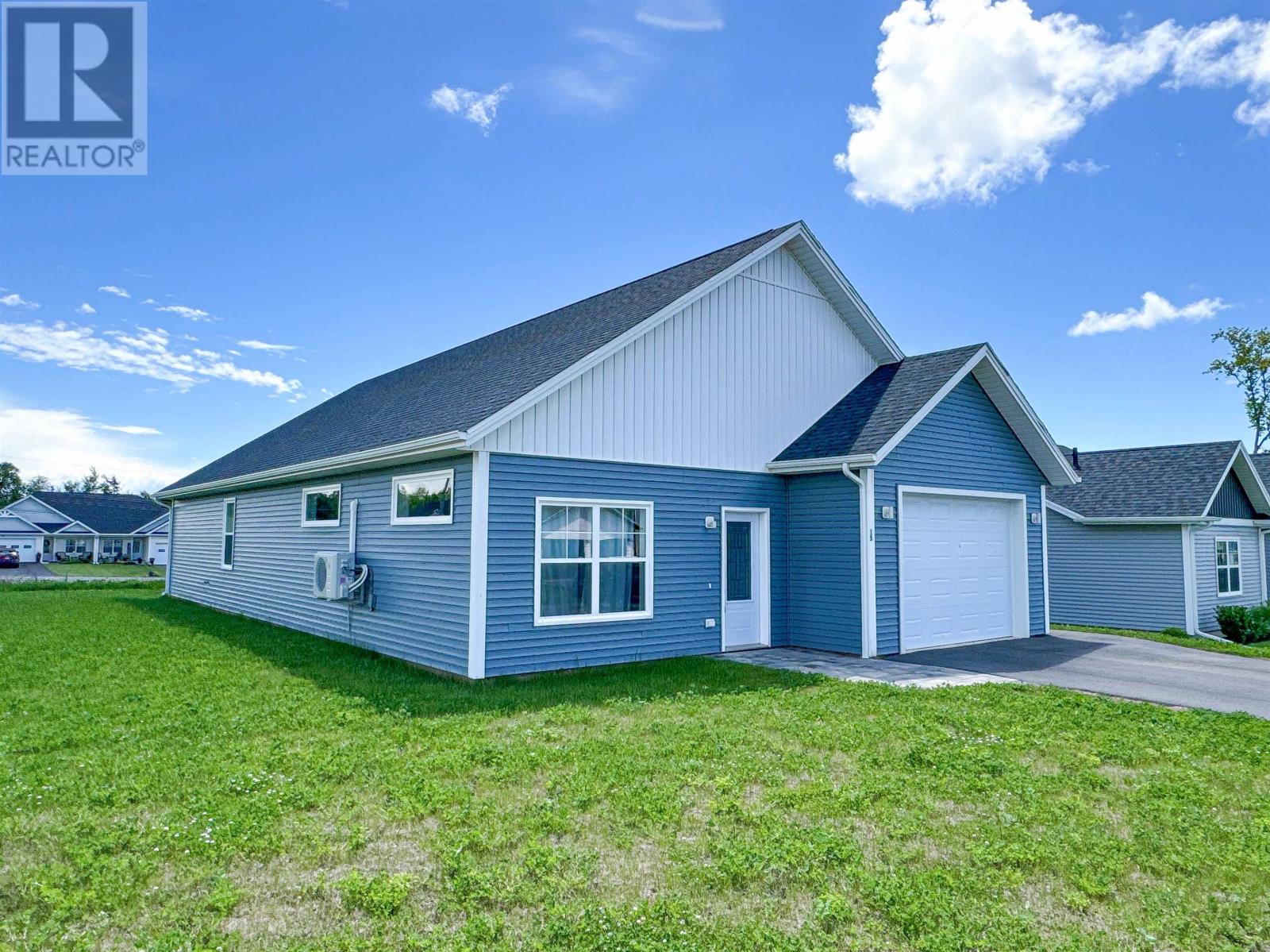 15 Captain James Crescent, Stratford, Prince Edward Island  C1B 2C4 - Photo 30 - 202504277