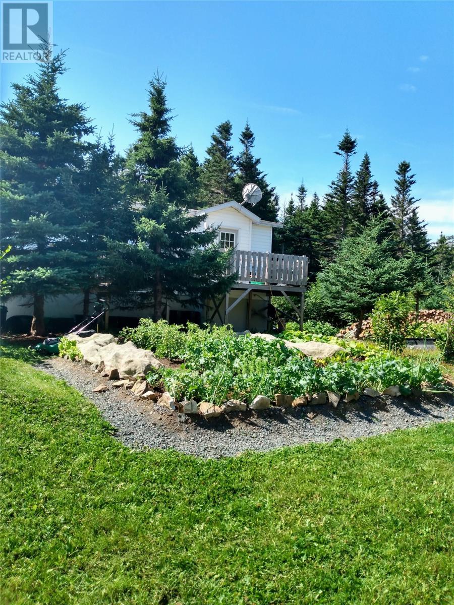 Property at 10 East Tickle Road image 2