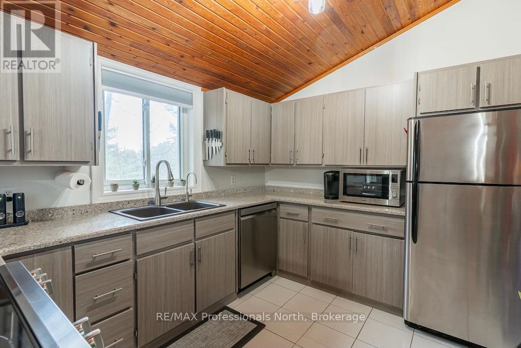 1012 Parasol Drive, Algonquin Highlands, Ontario  K0M 1J2 - Photo 16 - X11964908