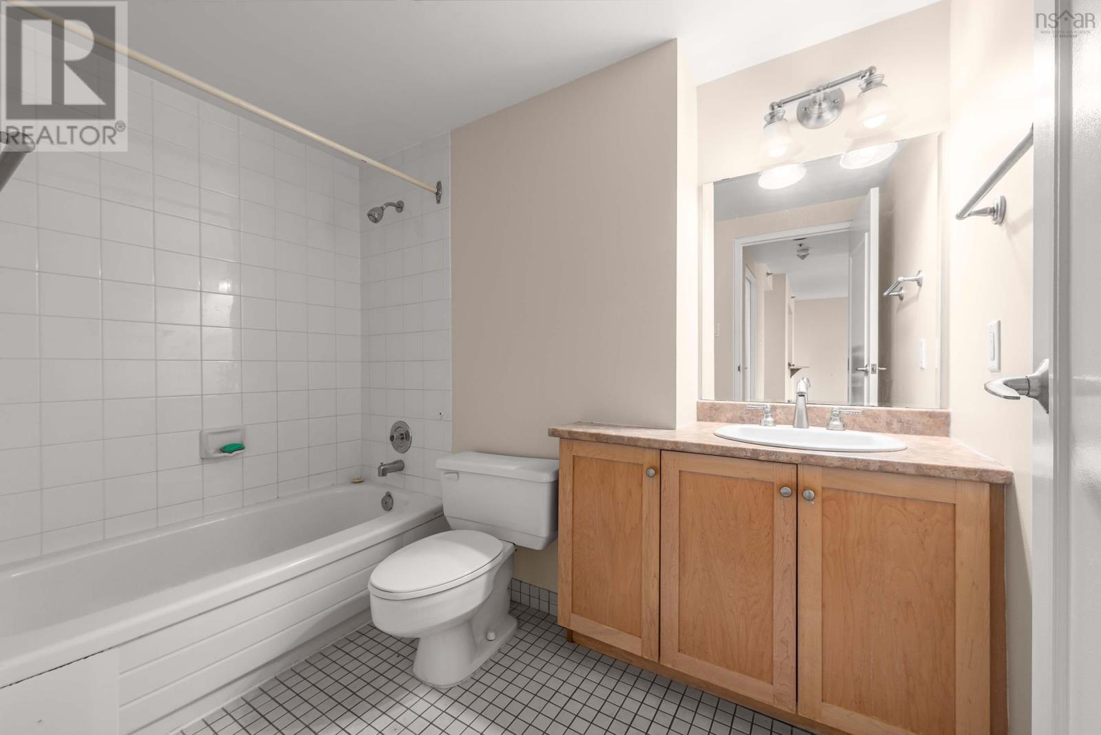 204 1326 Lower Water Street, Halifax, Nova Scotia  B3J 3R3 - Photo 9 - 202504273