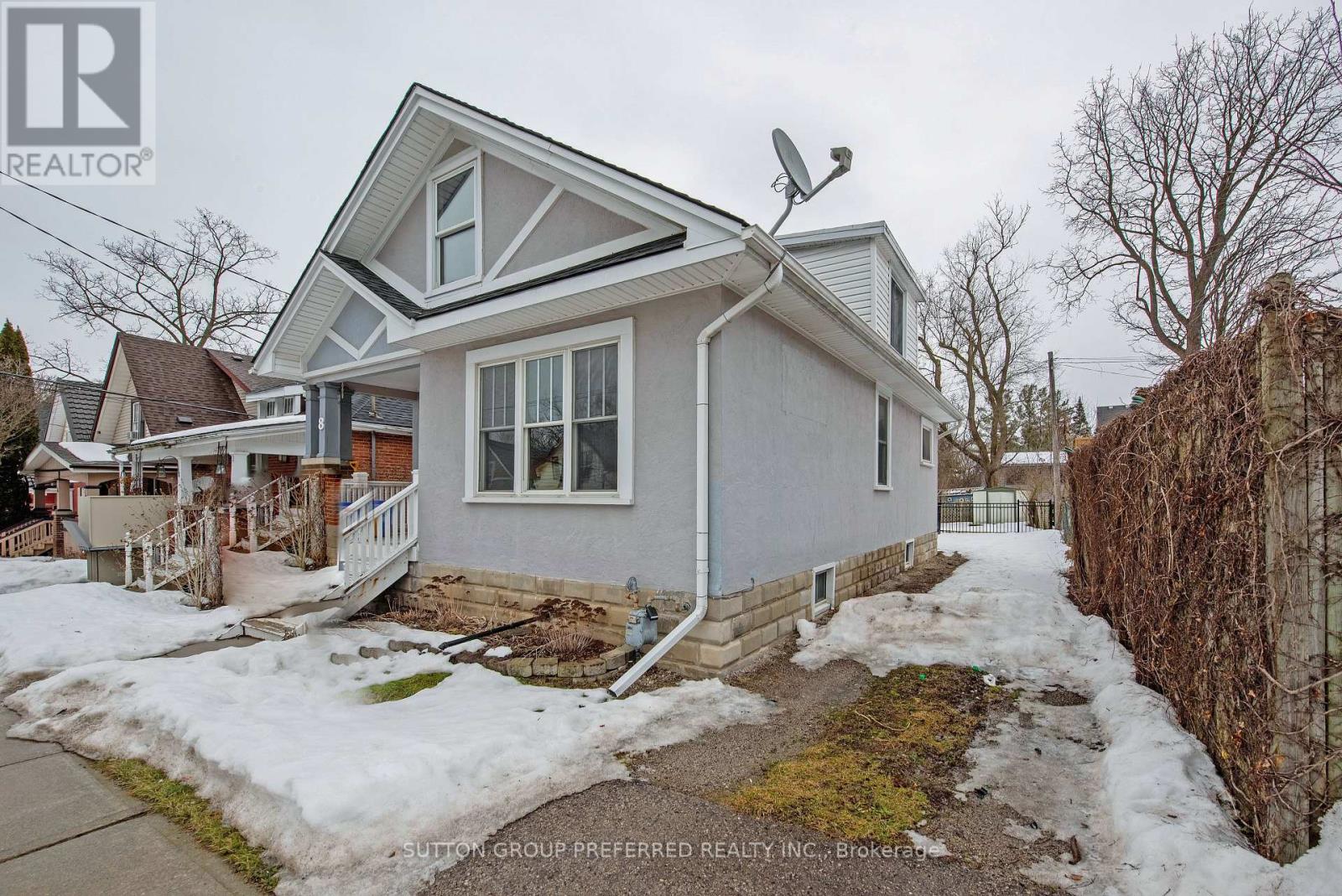 8 Mackay Avenue, London, Ontario  N6J 2T6 - Photo 2 - X12003969
