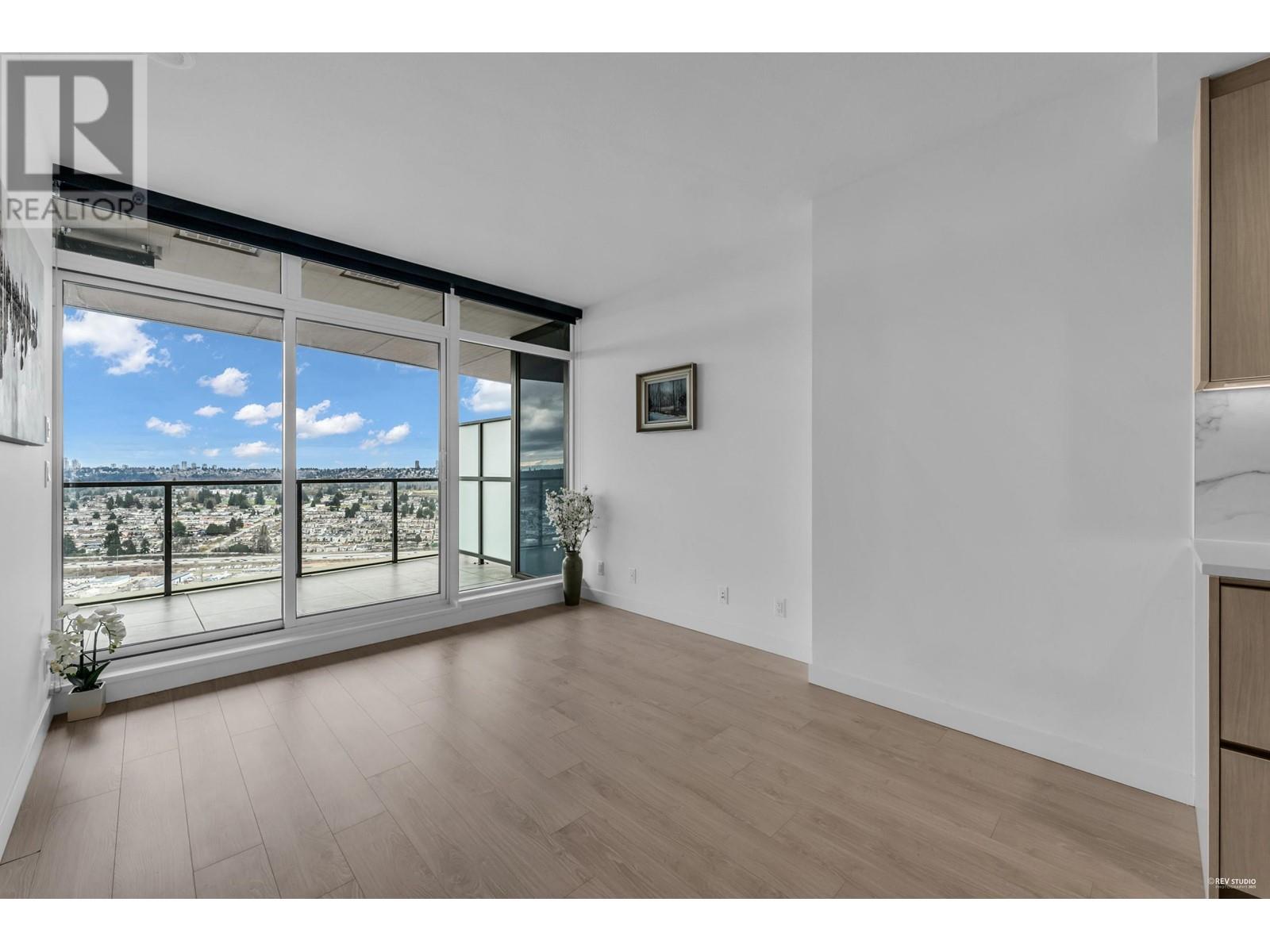 Listing Picture 13 of 31 : 3310 4890 LOUGHEED HIGHWAY, Burnaby / 本拿比 - 魯藝地產 Yvonne Lu Group - MLS Medallion Club Member