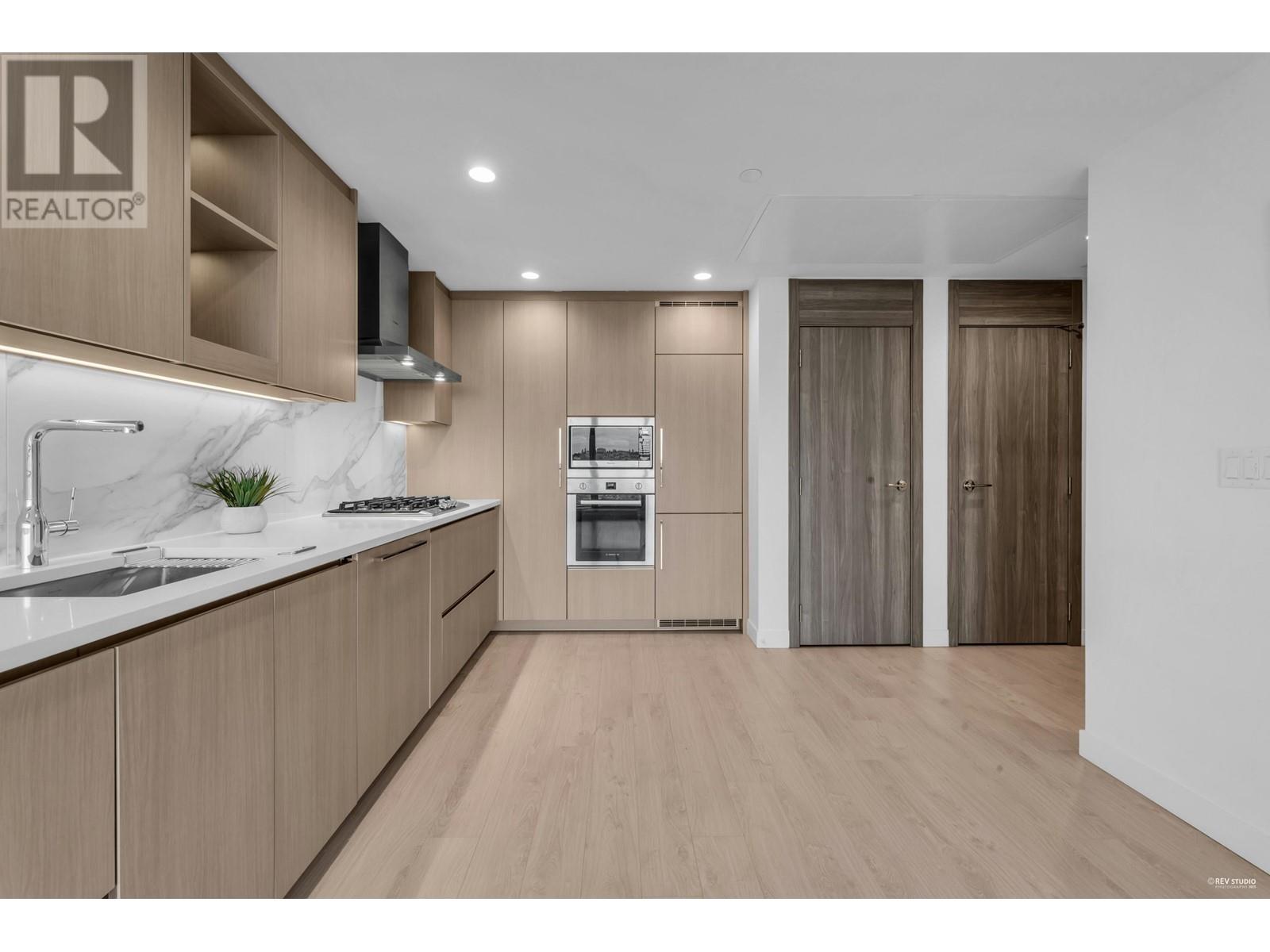 Listing Picture 8 of 31 : 3310 4890 LOUGHEED HIGHWAY, Burnaby / 本拿比 - 魯藝地產 Yvonne Lu Group - MLS Medallion Club Member