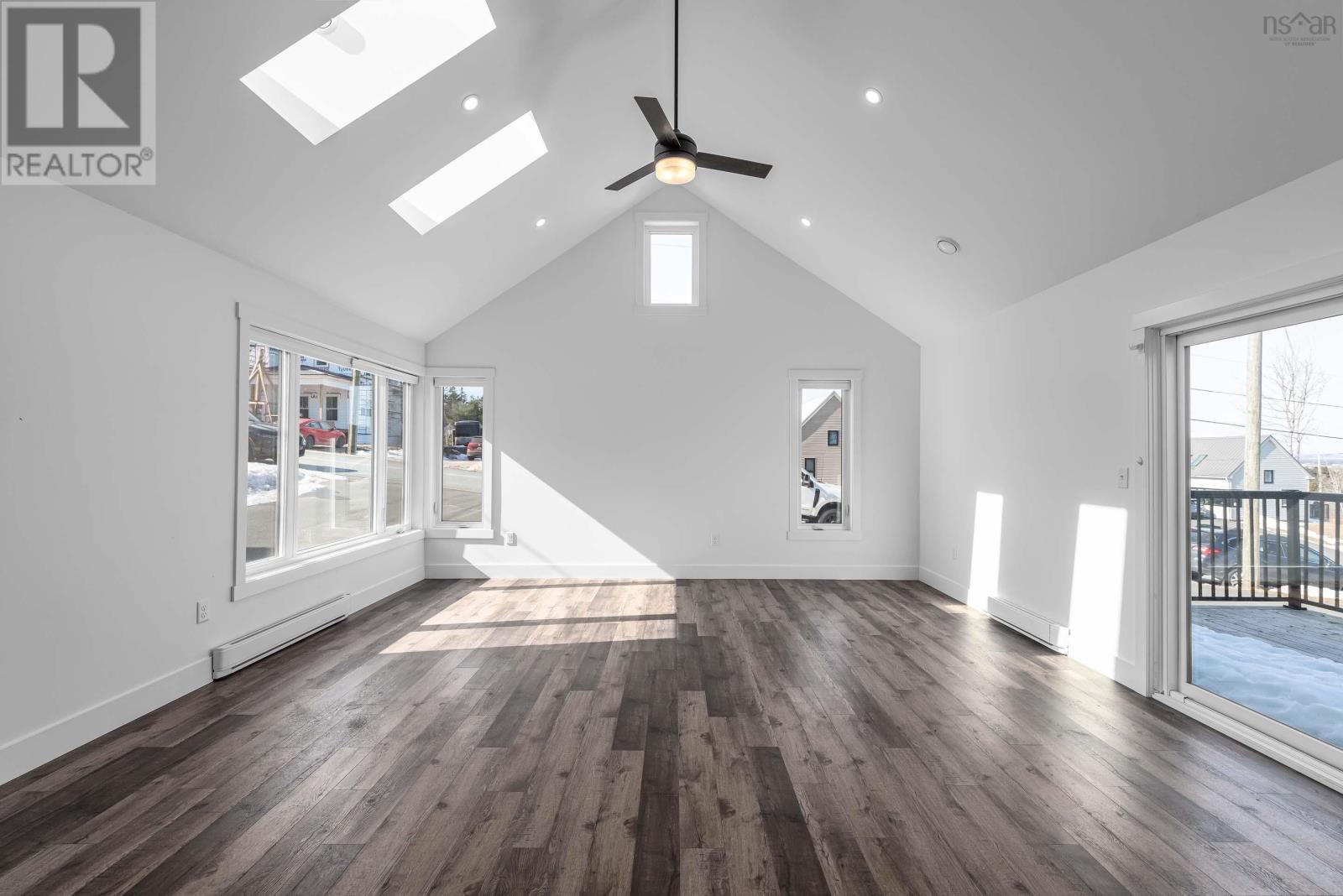 15 Monarch, Truro, Nova Scotia  B2N 0A2 - Photo 4 - 202504281