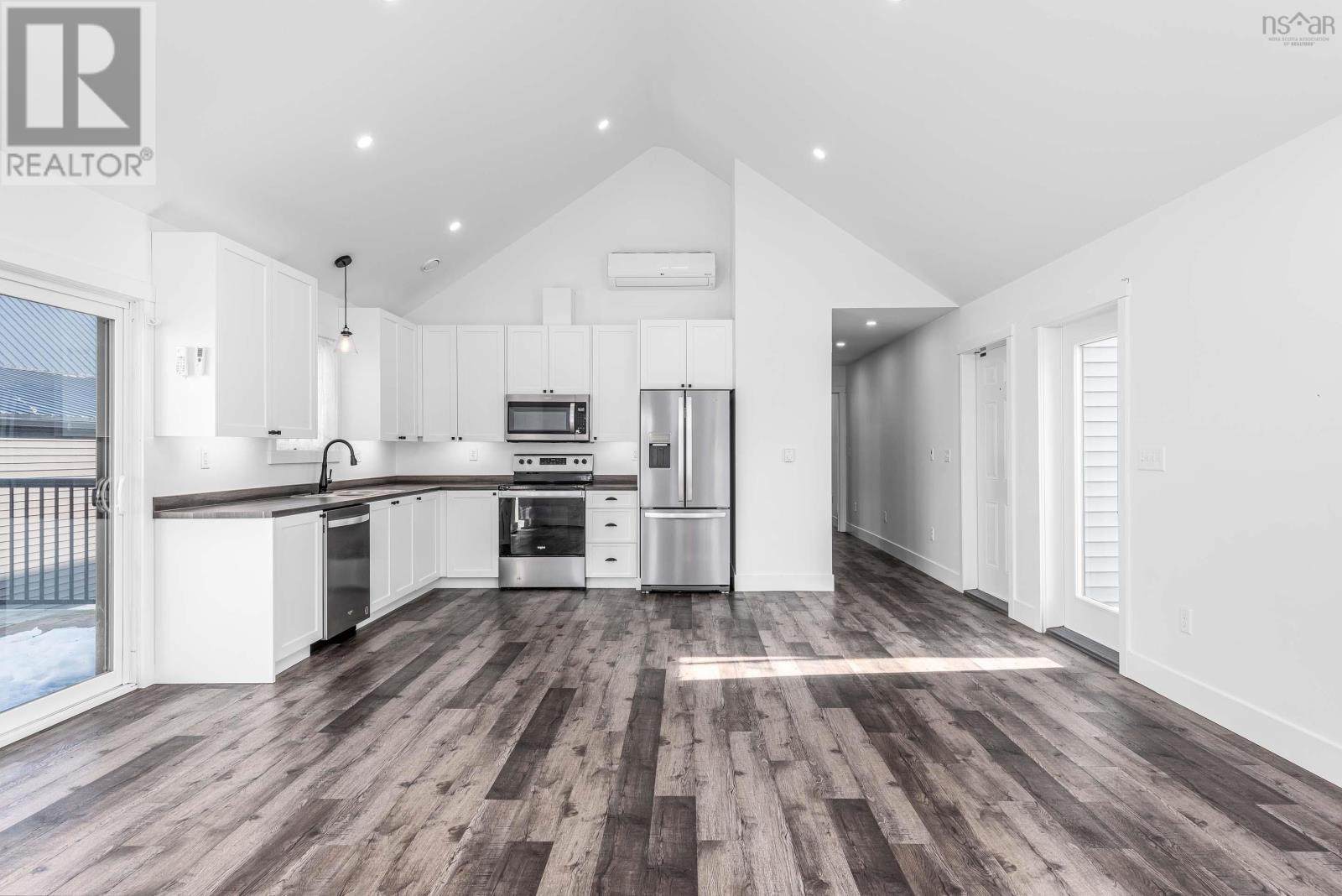 15 Monarch, Truro, Nova Scotia  B2N 0A2 - Photo 6 - 202504281