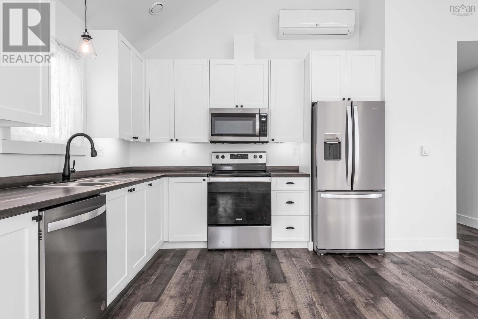 15 Monarch, Truro, Nova Scotia  B2N 0A2 - Photo 7 - 202504281