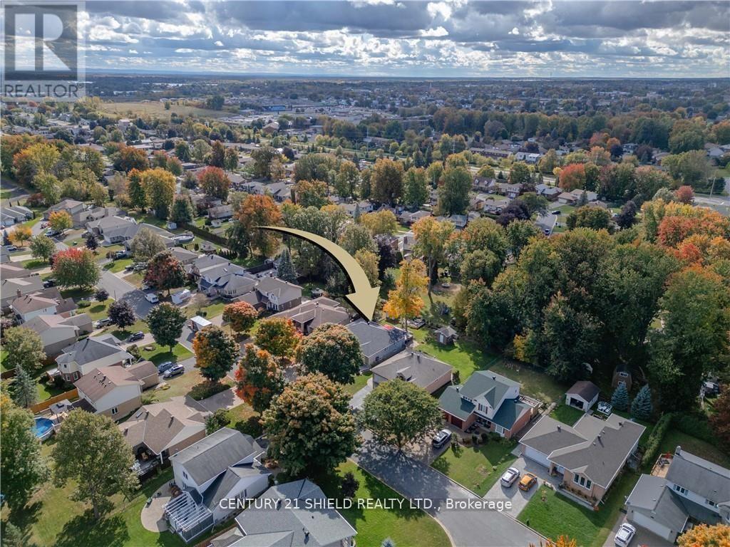 Property at 572 DEAN DRIVE image 5