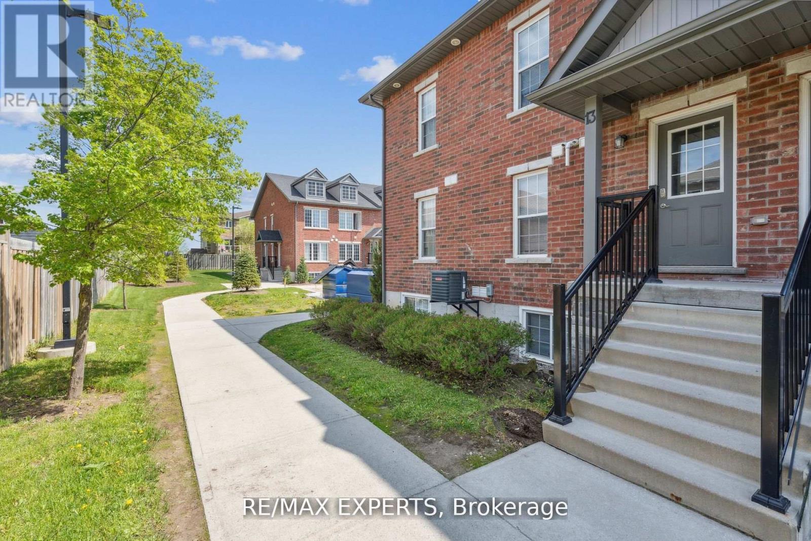13 - 246 Penetanguishene Road, Barrie (400 East), Ontario  L4M 7C2 - Photo 6 - S12004018