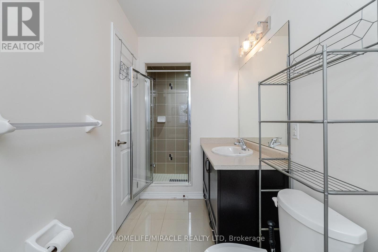 46 Swanton Road, Brampton (Credit Valley), Ontario  L6X 5H5 - Photo 11 - W12003949