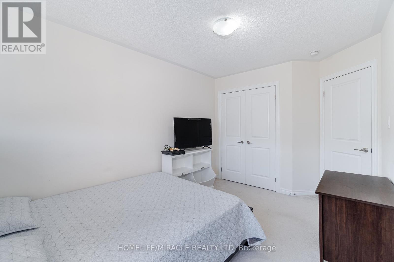 46 Swanton Road, Brampton (Credit Valley), Ontario  L6X 5H5 - Photo 16 - W12003949