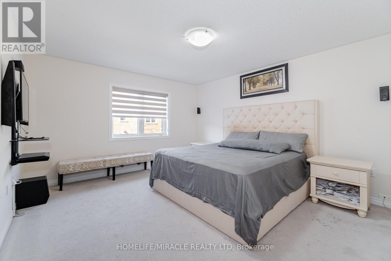 46 Swanton Road, Brampton (Credit Valley), Ontario  L6X 5H5 - Photo 7 - W12003949