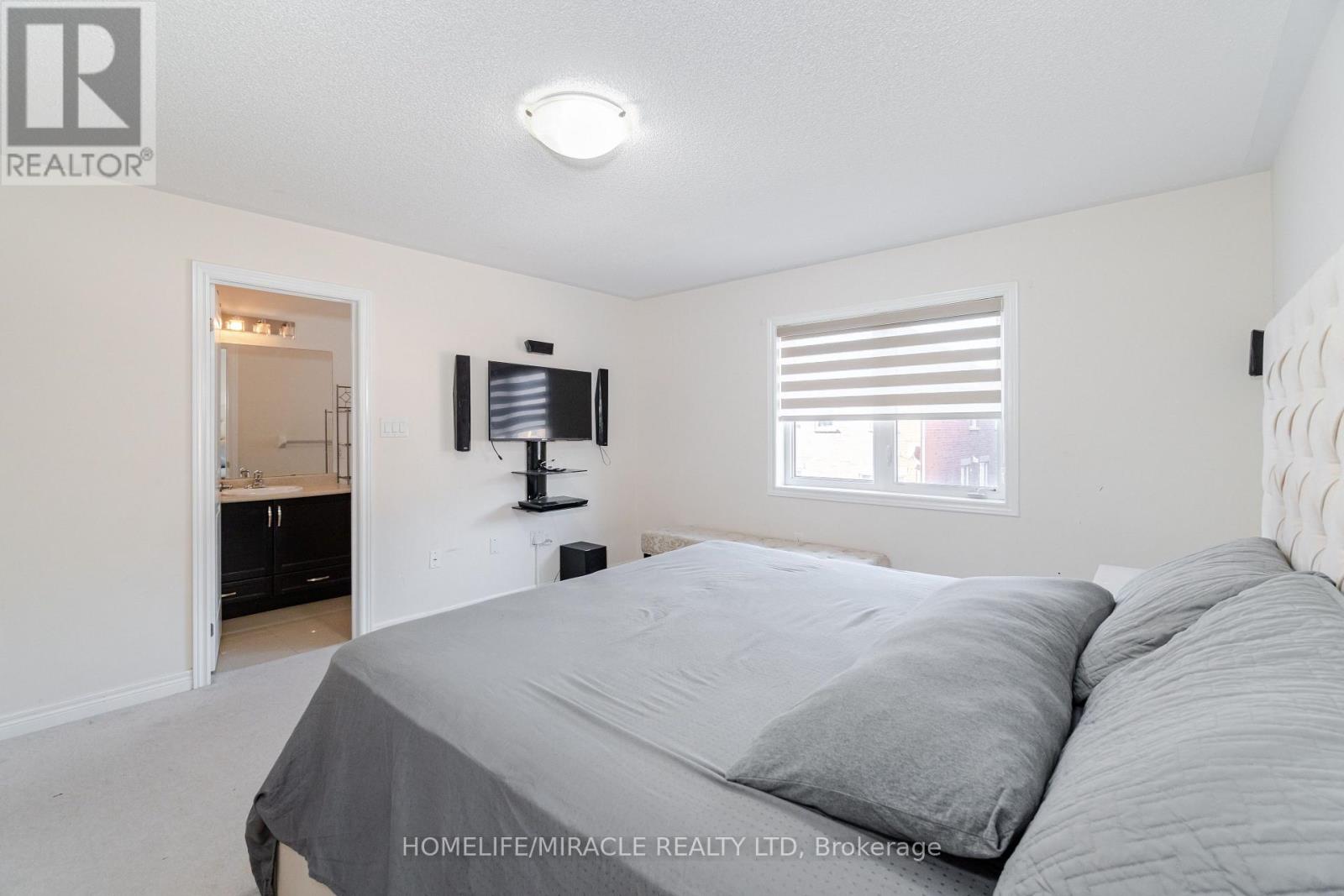 46 Swanton Road, Brampton (Credit Valley), Ontario  L6X 5H5 - Photo 8 - W12003949