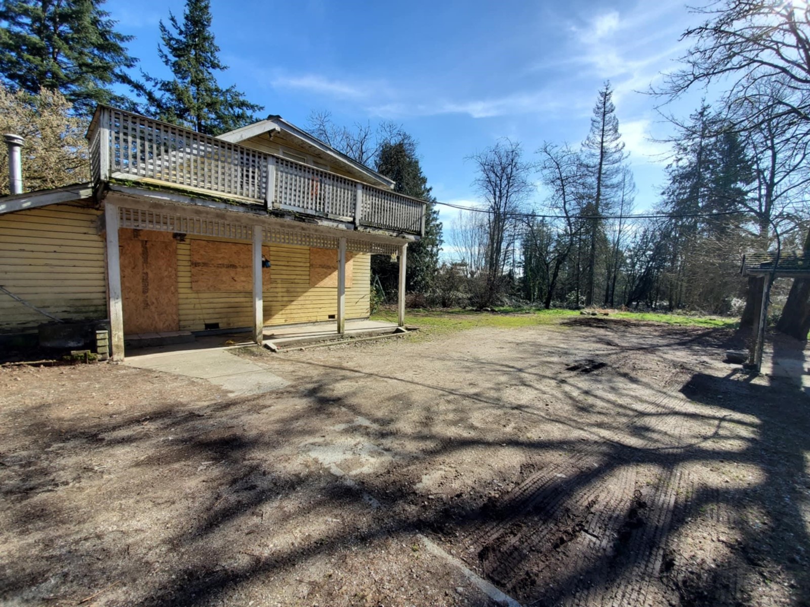 Property at 9185 187 STREET image 4