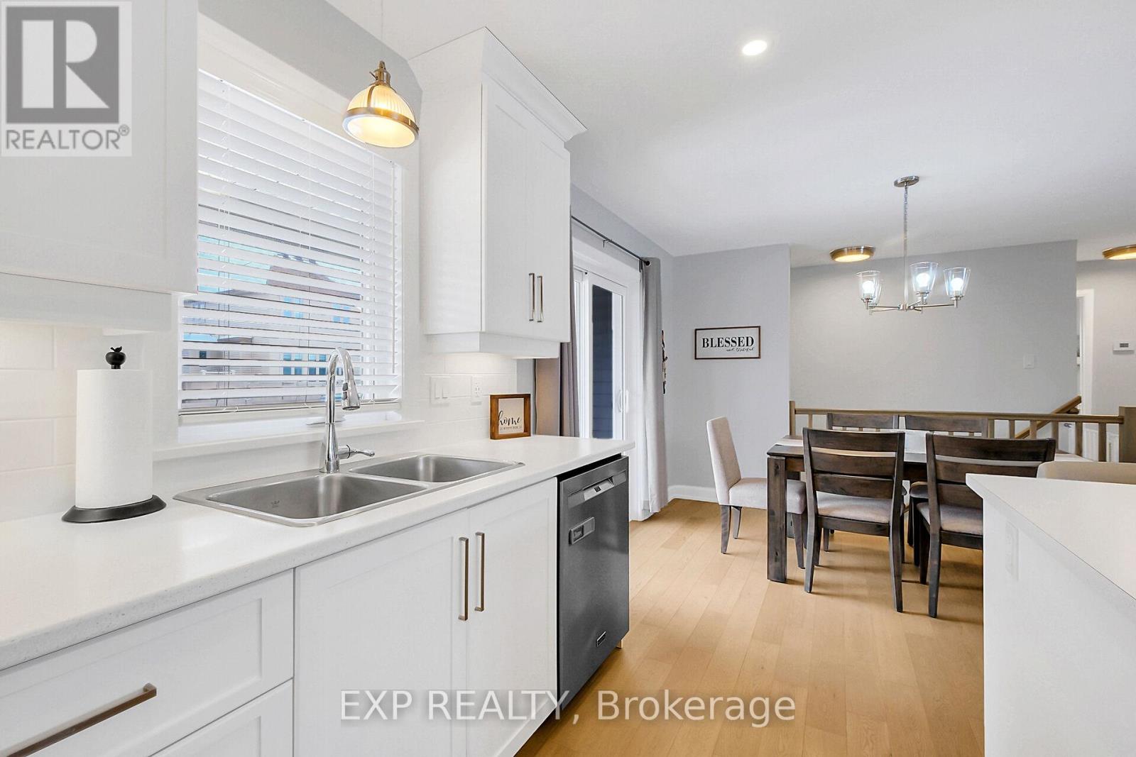 246 Station Trail, Russell, Ontario  K4R 0C9 - Photo 18 - X12004153