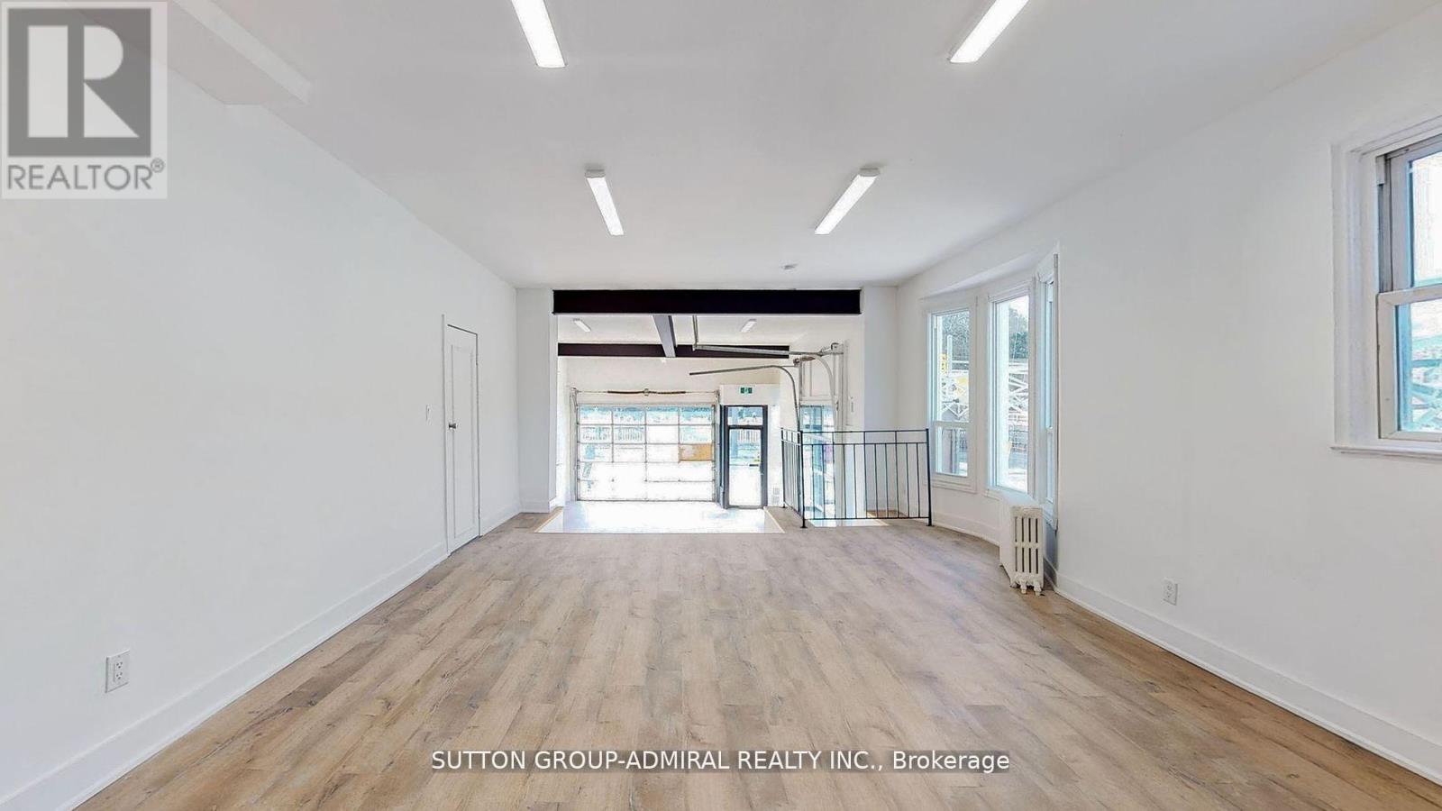 1930 Queen Street E, Toronto, Ontario  M4L 1H6 - Photo 15 - E12004131
