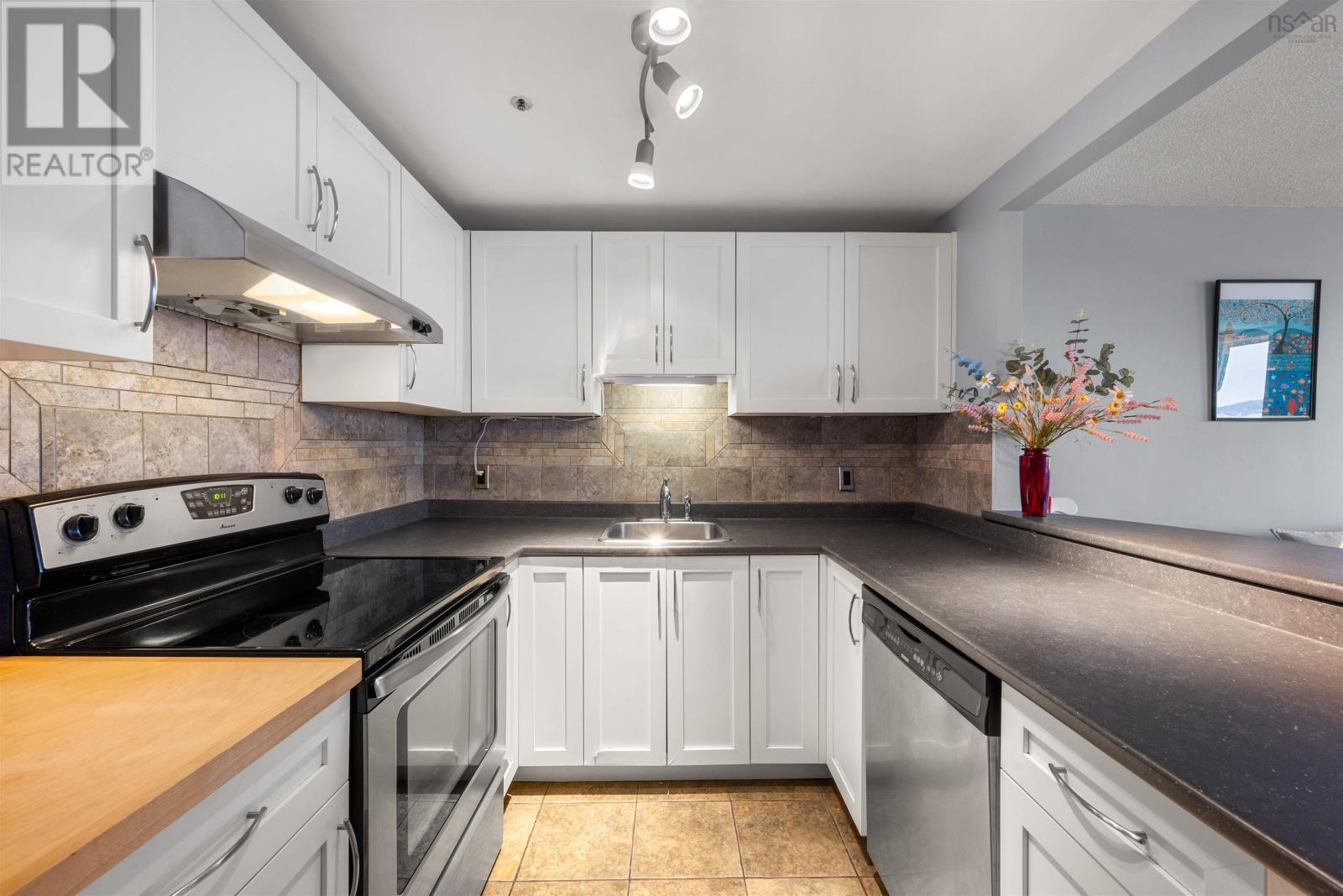 603 1326 Lower Water Street, Halifax, Nova Scotia  B3J 3R3 - Photo 9 - 202504286