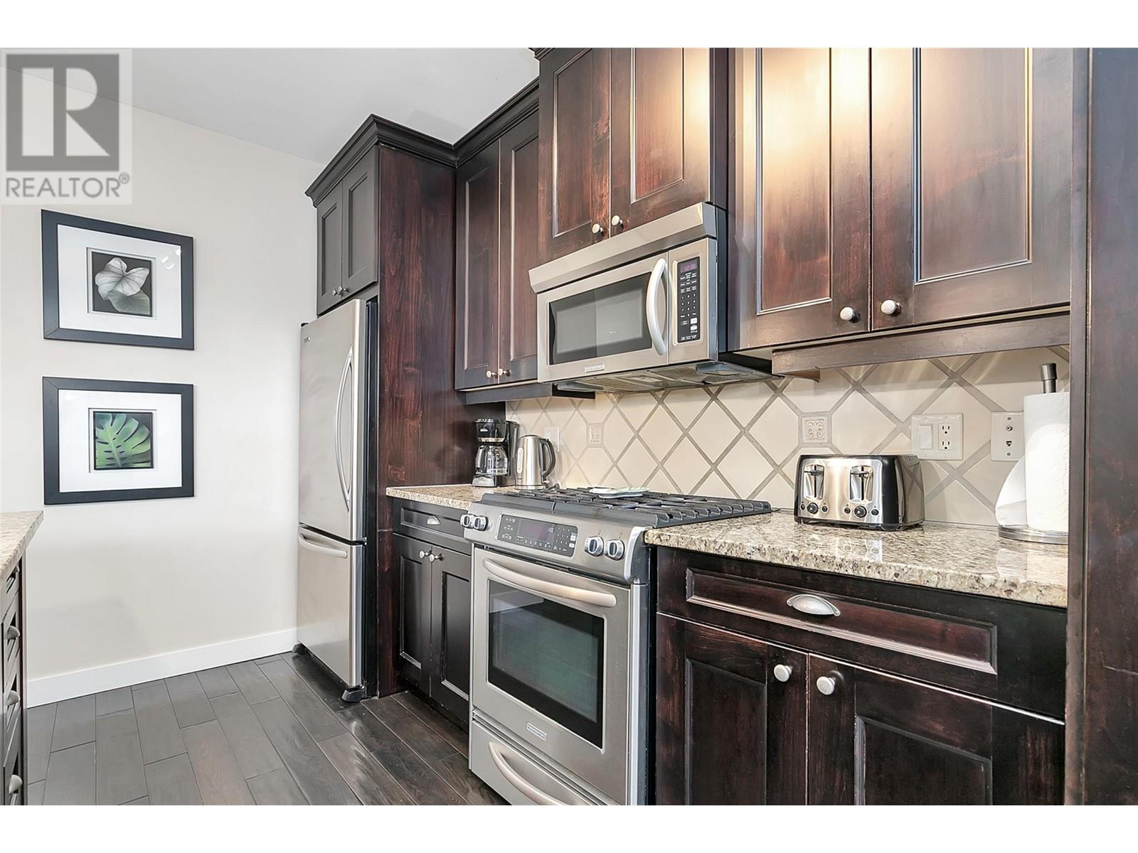 Property at 4036 Pritchard Drive N Unit# 3101 image 5