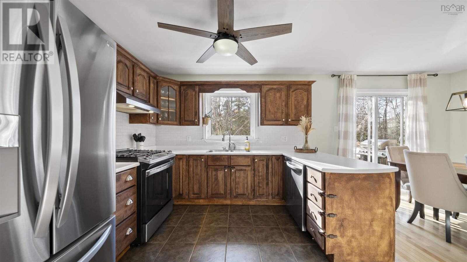 16 Richardson Drive, Bedford, Nova Scotia  B4A 4E6 - Photo 13 - 202503537