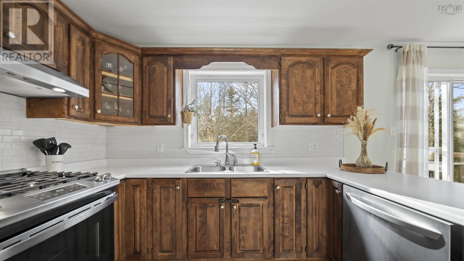 16 Richardson Drive, Bedford, Nova Scotia  B4A 4E6 - Photo 15 - 202503537