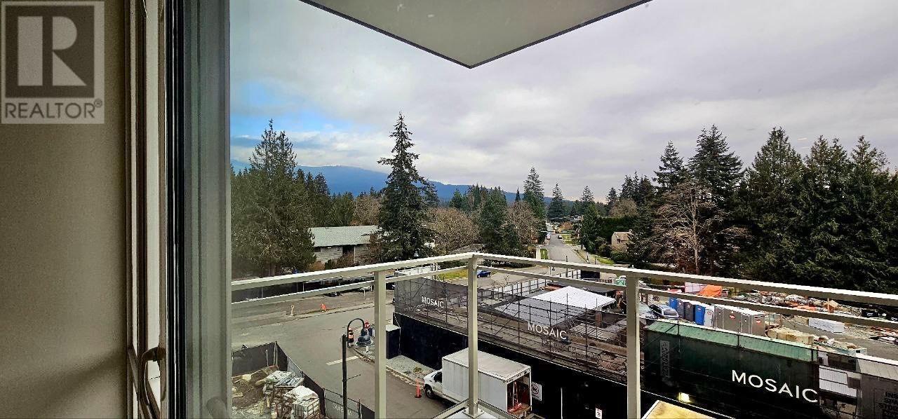 401 2385 Emery Court, North Vancouver, British Columbia  V7J 0G1 - Photo 8 - R2957705