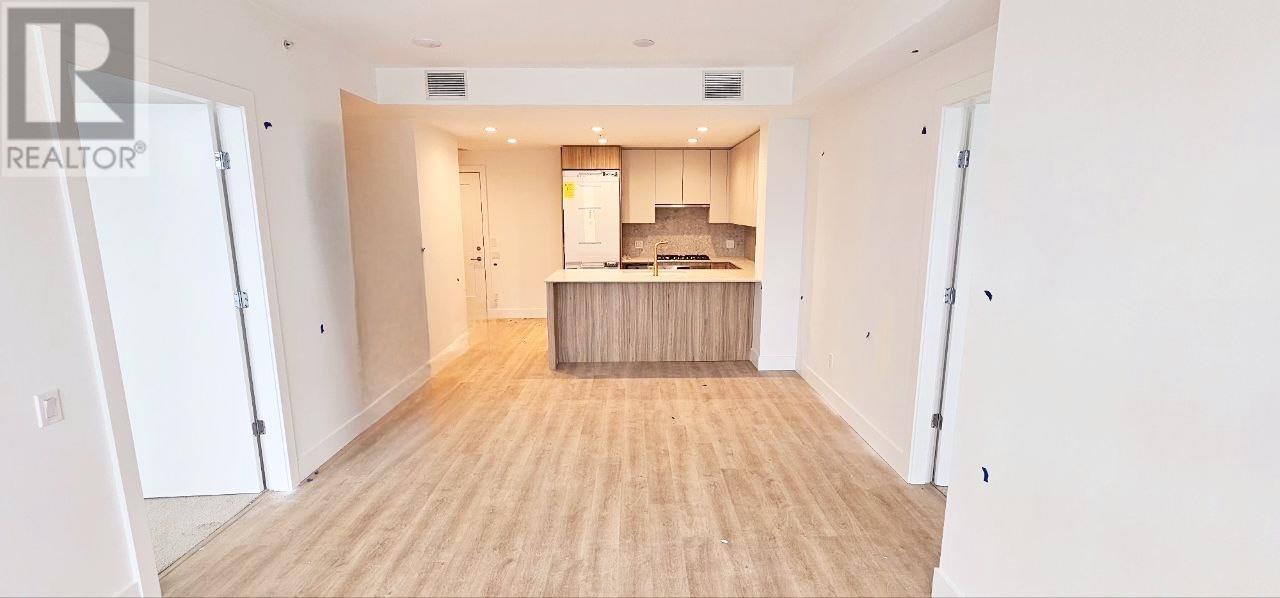 401 2385 Emery Court, North Vancouver, British Columbia  V7J 0G1 - Photo 5 - R2957705