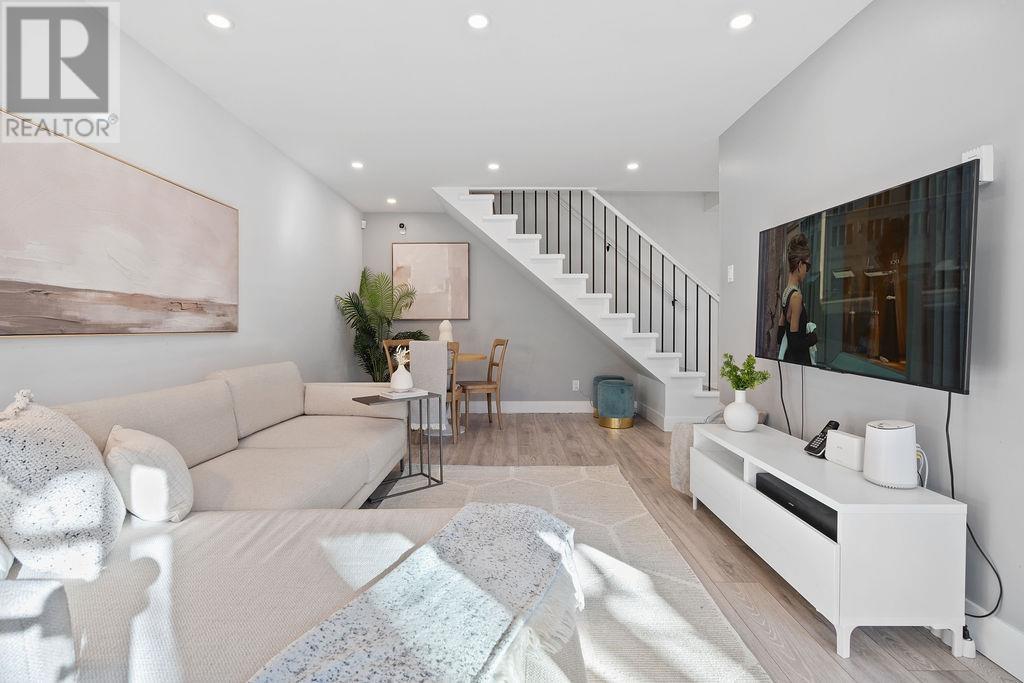 Listing Picture 8 of 40 : 3446 NAIRN AVENUE, Vancouver / 溫哥華 - 魯藝地產 Yvonne Lu Group - MLS Medallion Club Member